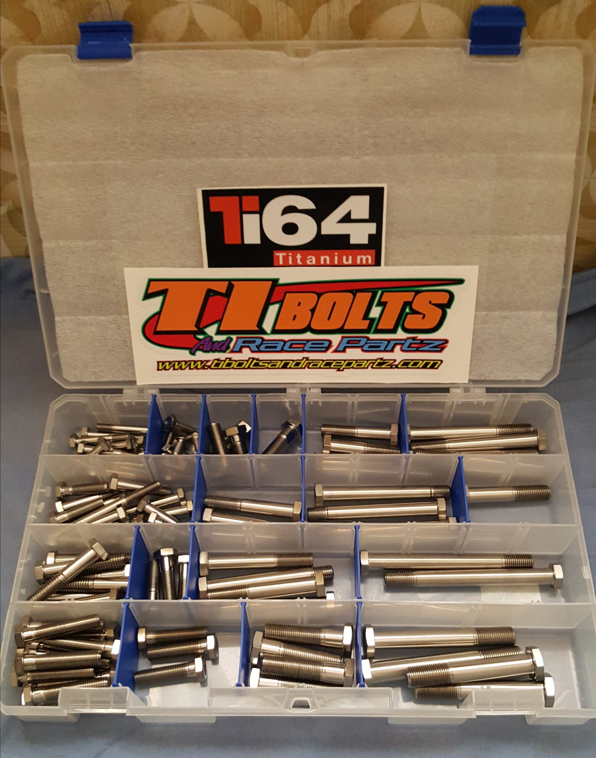 Henchcraft Bolt Kit - Image 2
